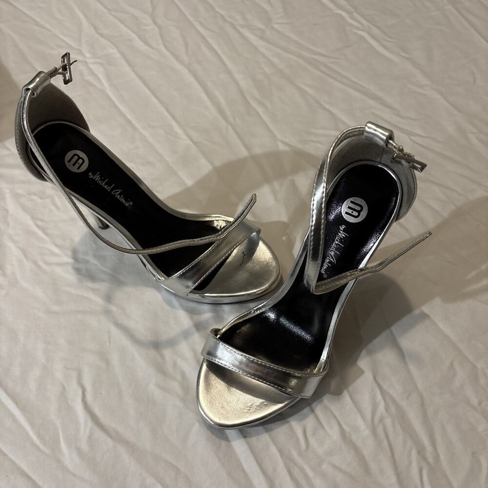Micheal Antonia Lovina Silver High Heels With High Ankle Strap Size 6